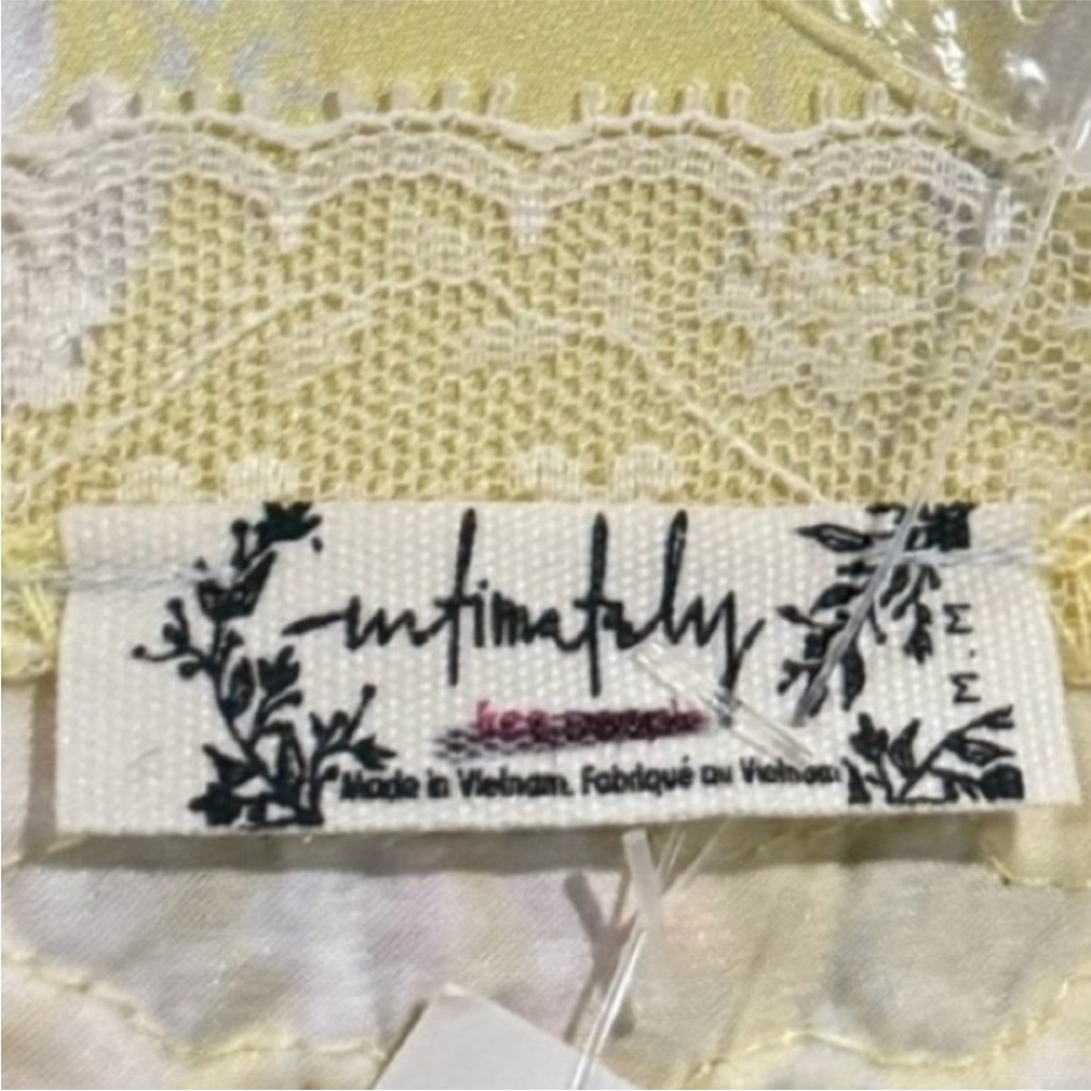 Free People Night Special Cami in Lemon Custard Combo Silky Lace Floral Sz M NWT - Picture 8 of 10